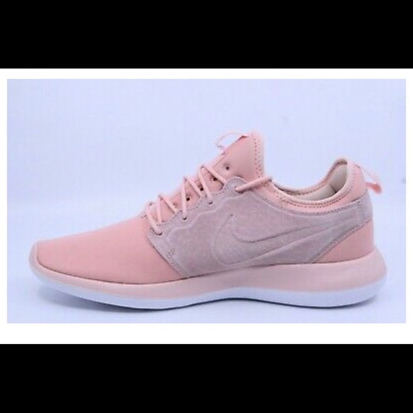 pink roshes mens